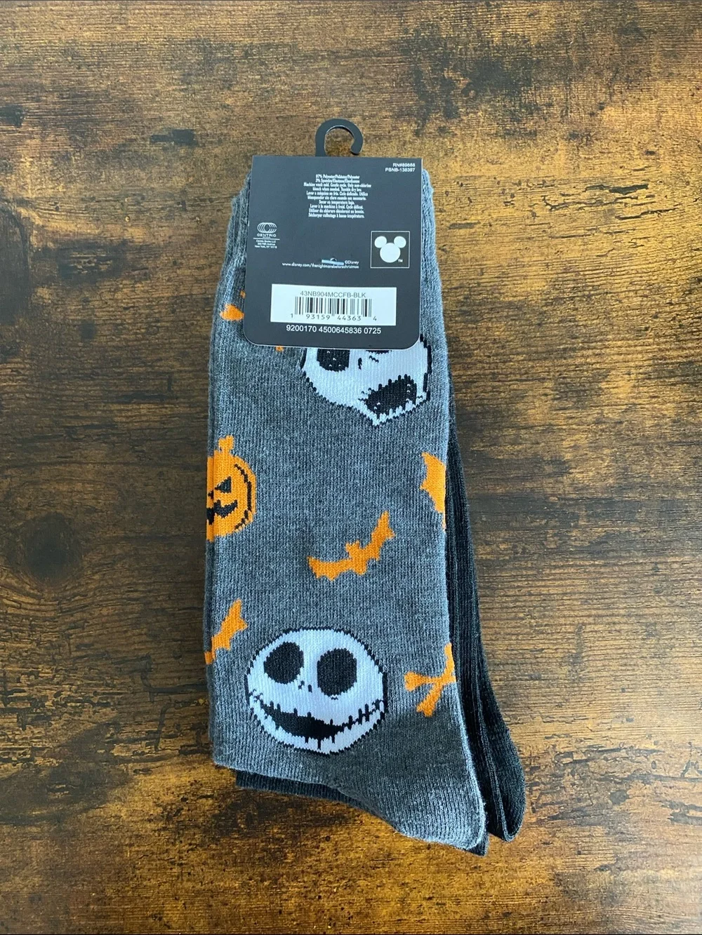 Disney Men’s The Nightmare Before Christmas Socks (2 pairs)